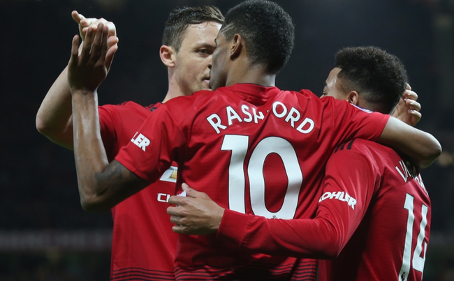 泽佩达显得 泽佩达显得