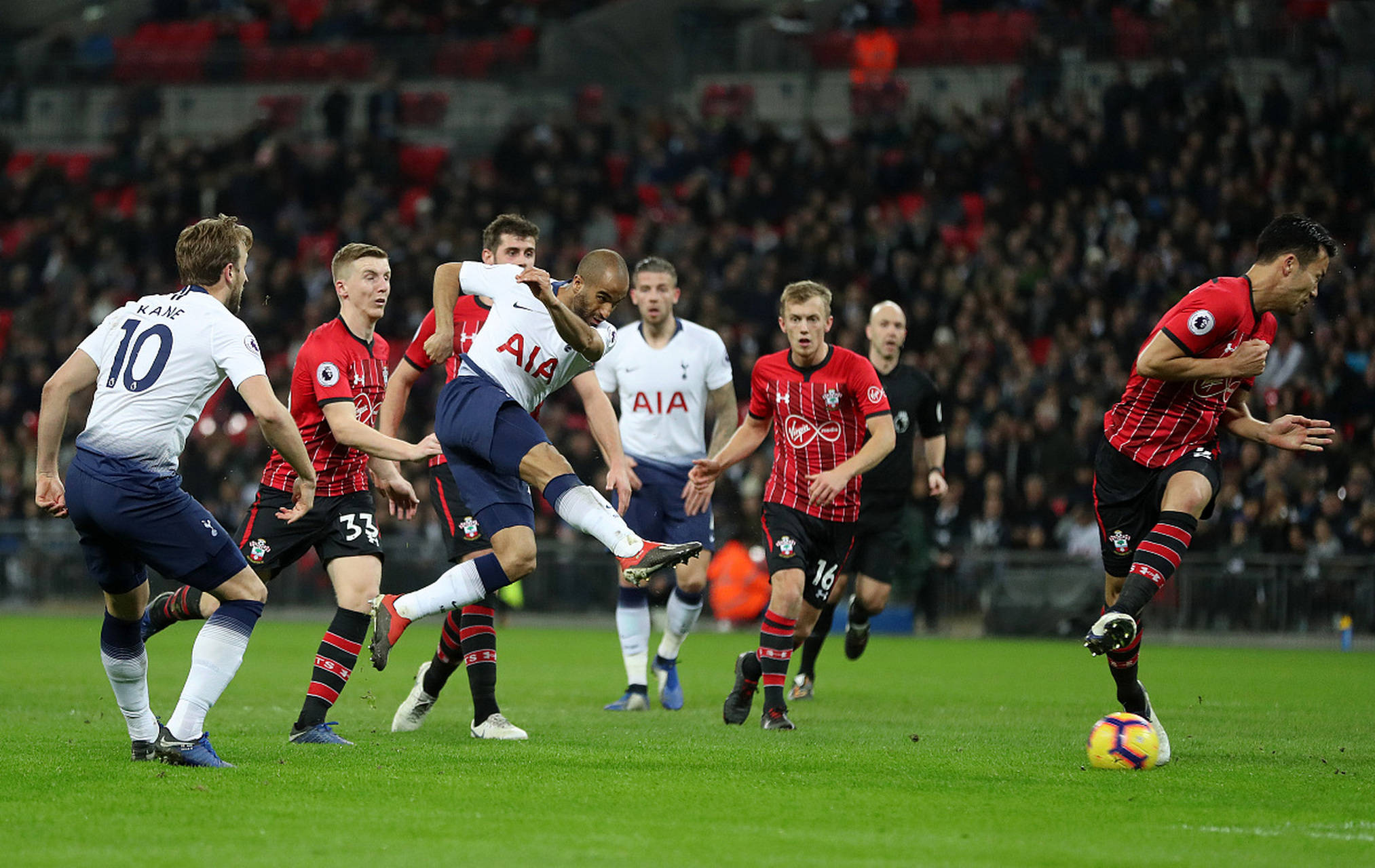 镇定自若 镇定自若