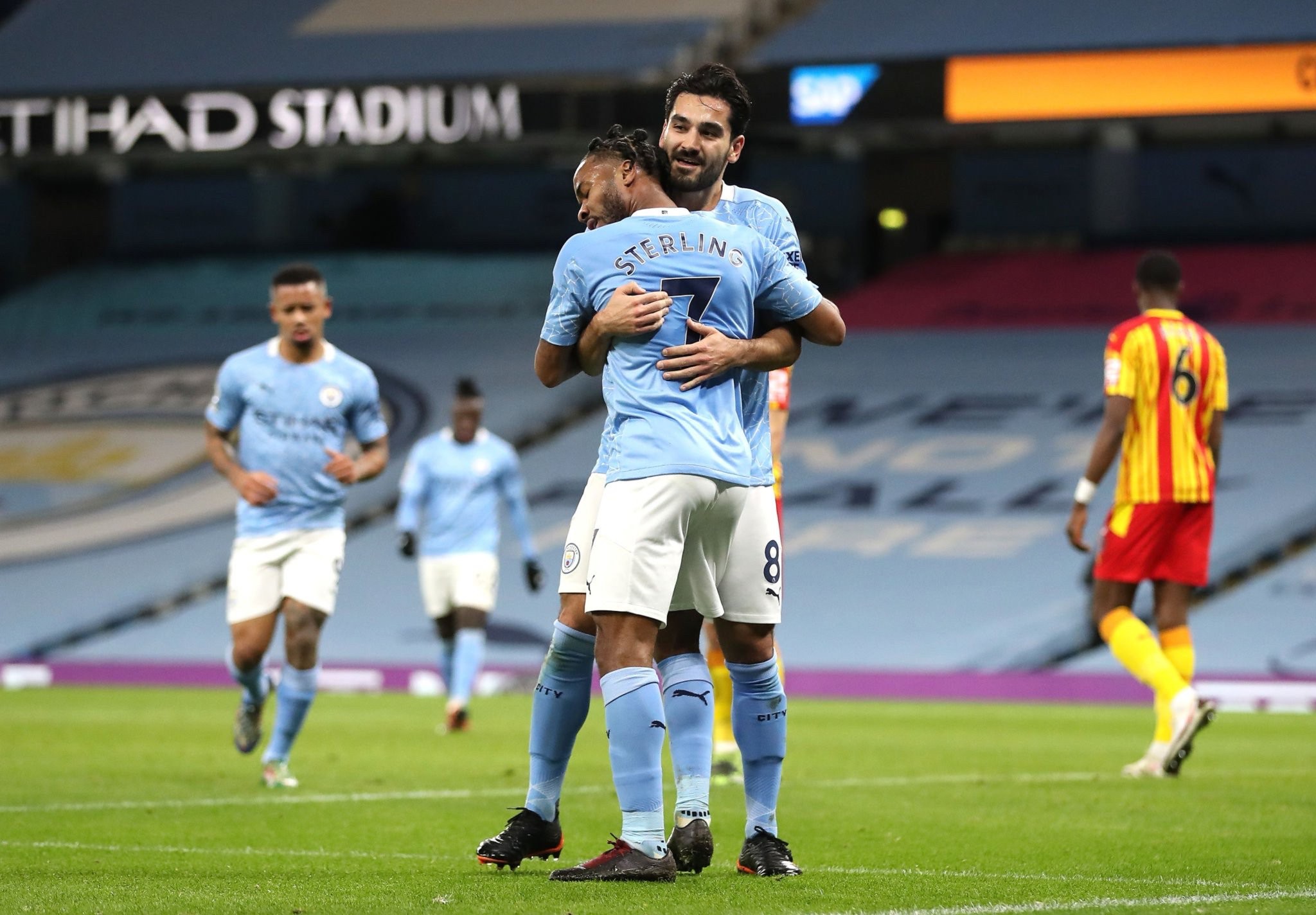 的赛事中 的赛事中